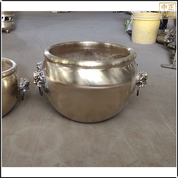 1712890271127259.jpg 大型風(fēng)水銅缸鑄造.jpg